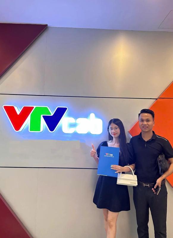 Bình Anh Vlog: Gia đình trẻ lan tỏa năng lượng tích cực qua những hành trình du lịch và cuộc sống đời thường - Ảnh 2.