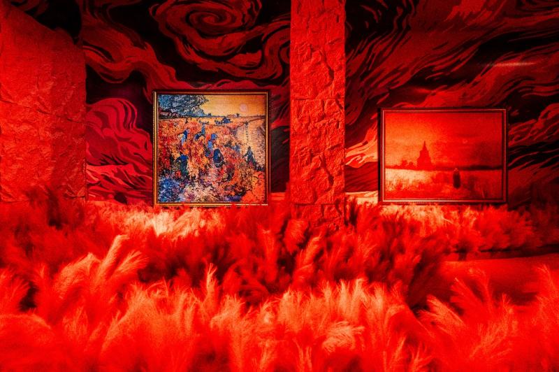 “Van Gogh Timeless” và hành trình tìm lại sự an yên qua những vệt màu khởi nguyên - Ảnh 2.