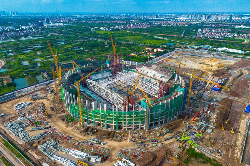 Chủ tịch FIFA bất ngờ trước sân vận động 60.000 chỗ đang được Vingroup xây dựng tại Hưng Yên- Ảnh 1.