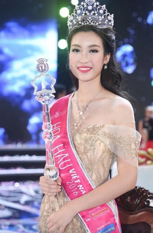 Đỗ Mỹ Linh thay đổi thế nào sau 10 năm đăng quang Hoa hậu Việt Nam?- Ảnh 2.