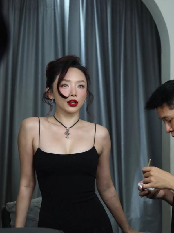 Nữ diễn viên Việt bị chê là “thảm hoạ diễn xuất” giữa họp báo phim, thừa nhận ghét cả ekip bây giờ ra sao?- Ảnh 1.