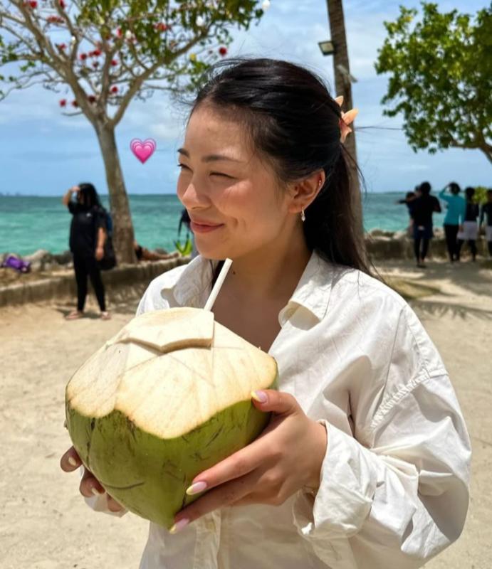 Vì sao không nên uống nước dừa mỗi ngày?- Ảnh 2.