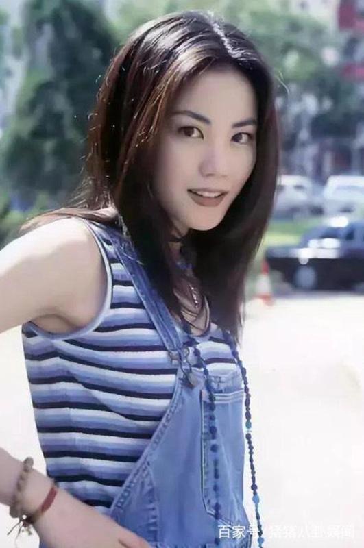 Mỹ nhân đẹp đến mức "được nắm tay là có cả thiên hạ": Kiêu kỳ như tuyết trắng, cả đời luôn có người tình si- Ảnh 1.