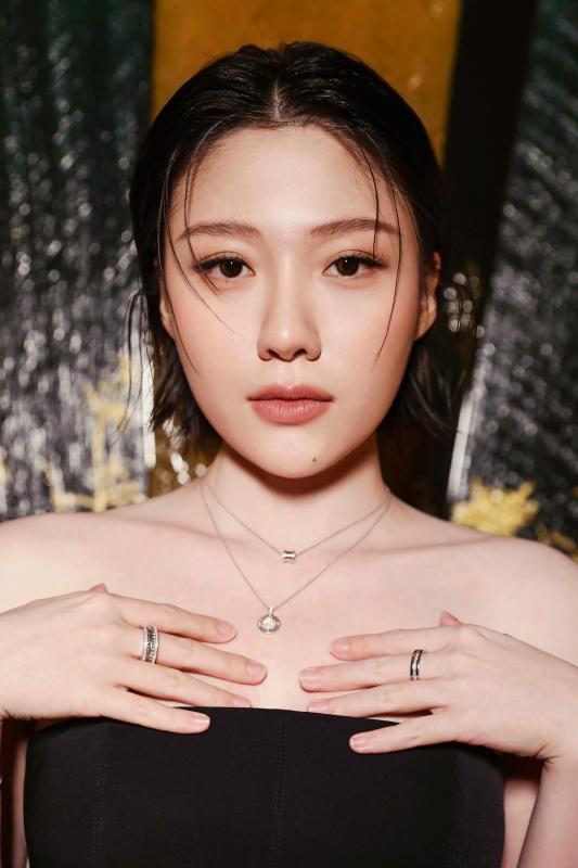 Chuyện gì đã xảy ra với thân hình của Uyển Ân?- Ảnh 7.