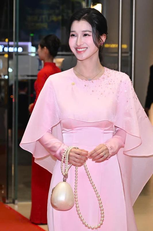 Cuộc sống của Á hậu Phương Nhi- Ảnh 4.
