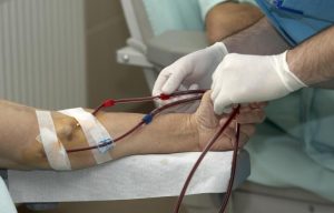 Uống nước mà thấy 4 điều, tin buồn là suy thận đang ập đến