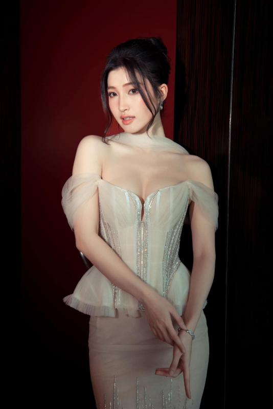 Cuộc sống của Á hậu Phương Nhi- Ảnh 1.