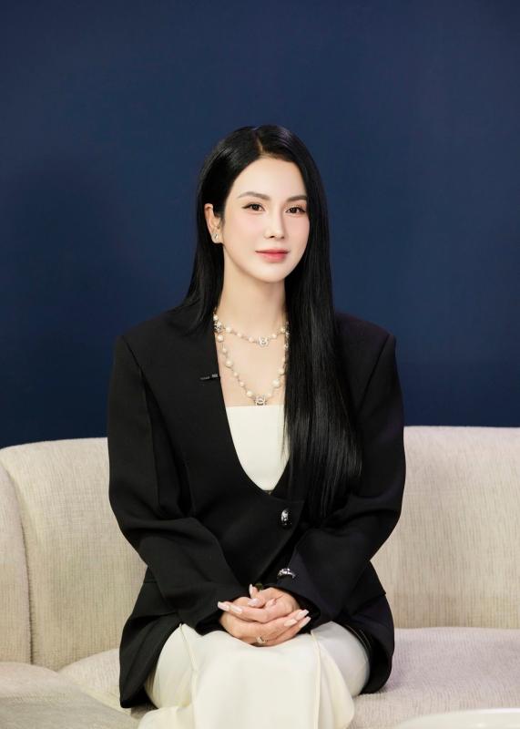 Diệp Lâm Anh - Vũ Thuý Quỳnh: Cuộc đối đầu của người lớn, những tổn thương của con trẻ- Ảnh 4.