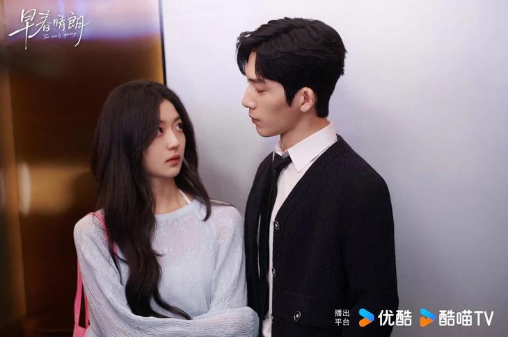 Đây mới là mỹ nhân được chấm cho vai nữ chính Đầu Xuân Tươi Sáng: Mặt đẹp hơn búp bê, dáng chuẩn 100% nguyên tác- Ảnh 1.
