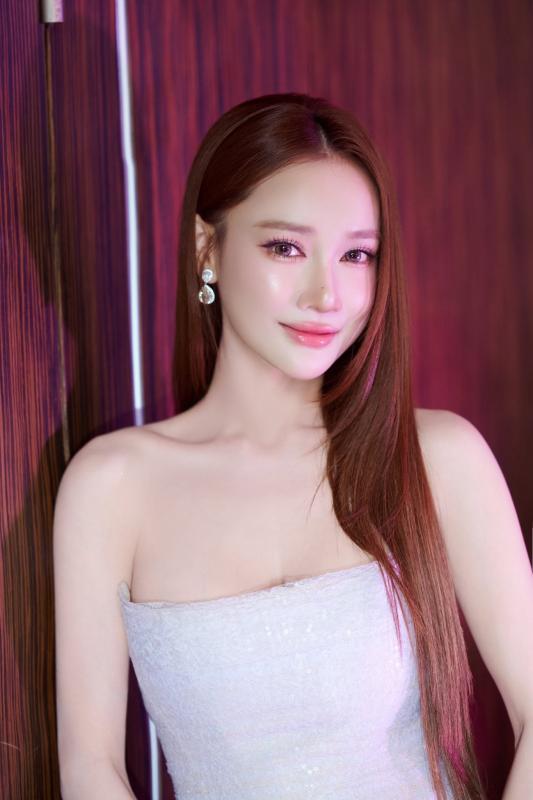 Gia cảnh của Nhã Phương- Ảnh 5.