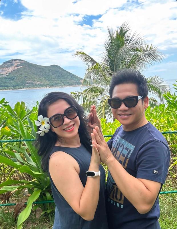 "Ông hoàng nhạc đỏ" đình đám bán đặc sản thịt dê ở đường Hàn Thuyên, Hà Nội- Ảnh 6.