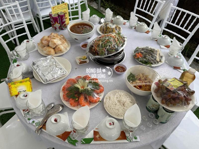 Cỗ nhà Đình Bắc đãi khách ở quê mừng nhà mới- Ảnh 6.
