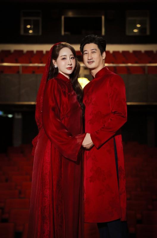 Nam NSƯT vừa lấy vợ 3 ở Hà Nội: "Vai diễn mà anh muốn diễn lâu nhất đấy là được làm chồng của em"- Ảnh 2.
