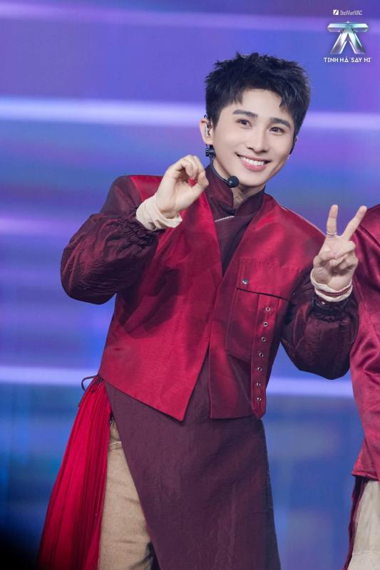 Ca sĩ khiến Trấn Thành khuyên "hát bớt sến": Visual miễn bàn, lên sóng là càn quét triệu lượt thảo luận nhưng vẫn thiếu 1 điều- Ảnh 3.