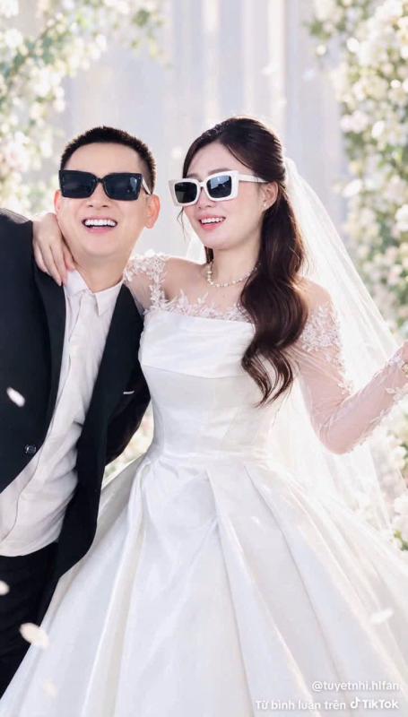 Hoài Lâm cầu hôn Ngọc Trinh- Ảnh 6.