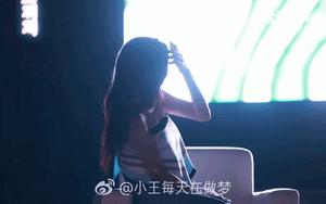 Mỹ nhân showbiz tự "hủy hoại" nhan sắc tuổi 48: Bỏ rửa mặt, cạo lông mày để đổi lấy 2 tuần tàn tạ đến khó tin- Ảnh 5.