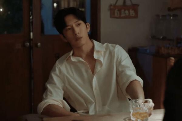Tiếc đứt ruột cảnh phim bị cắt ở Đầu Xuân Tươi Sáng: Nam chính vừa nghệ vừa cuốn, may mắn lắm mới được xem- Ảnh 2.