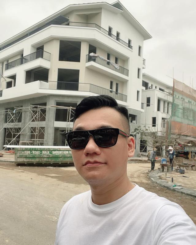 Ca sĩ Việt là "trùm" bất động sản: Tiền đi hát mua cả cơ ngơi từ Nam ra Bắc, xế hộp tiền tỷ đếm không xuể- Ảnh 5.
