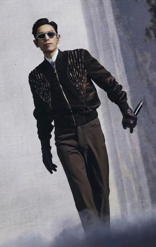 Hai cựu thành viên BIGBANG gây chú ý: Seungri bị điều tra, T.O.P hủy concert - Ảnh 2.