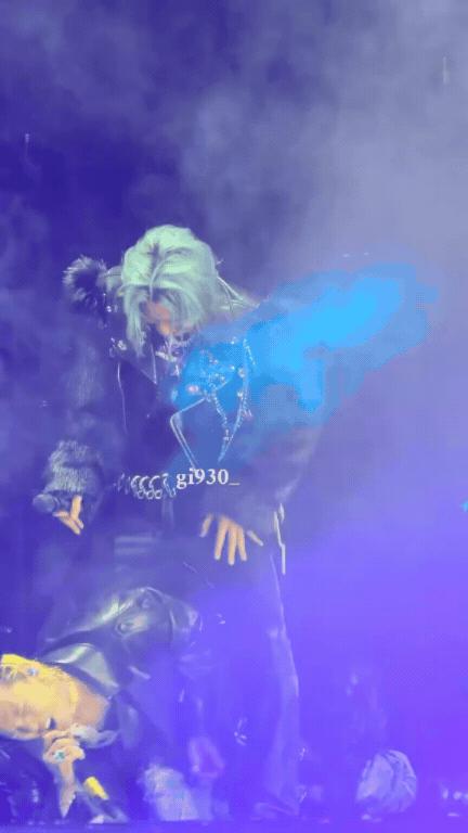 Đủ nắng hoa sẽ nở, đủ rồi G-Dragon!- Ảnh 1.