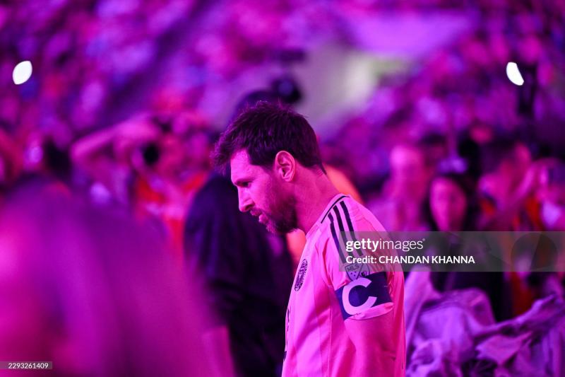 Messi tái xuất sau tuyên bố từ giã ĐT Argentina: Dù không ghi bàn nhưng đôi chân thiên tài ở tuổi 39 vẫn quá khác biệt- Ảnh 4.