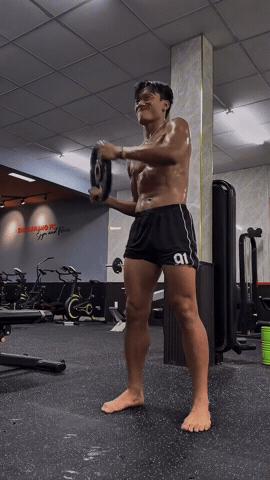 Từ nay hãy gọi thủ môn Bùi Tiến Dũng là “đội trưởng phòng gym”, body 8 múi “sầu riêng”, cơ bắp cuồn cuộn gây sốt- Ảnh 5.