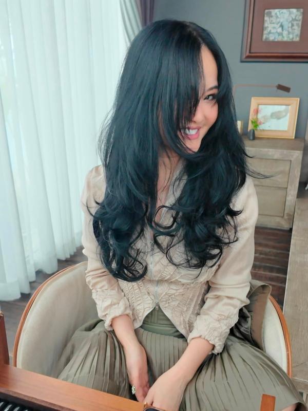 Diva Hồng Nhung U60 quá khác lạ, được khen "như búp bê"- Ảnh 3.