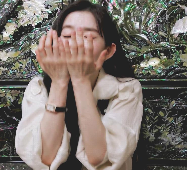 "Đệ nhất mỹ nhân showbiz" nói 1 câu, hiểu sao 12 năm bất bại chỉ nhờ gương mặt- Ảnh 8.