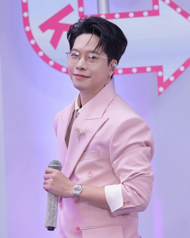 Nam ca sĩ Việt không thi Chông Gai mà hot nhất nhì chương trình, đắt show tất bật từ Nam ra Bắc- Ảnh 5.