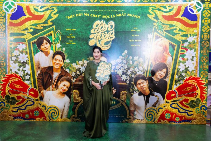 Thảm đỏ HOT nhất tối nay: Hạ Anh lộng lẫy như nữ thần, Uyển Ân - Minh Anh đẹp gì mà đẹp khiếp thế- Ảnh 9.