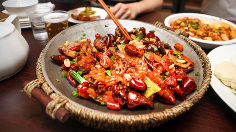 Miệng hay bị nhiệt, khô vào mùa thu, ăn gì để “giải cứu”? Những thực phẩm quen thuộc có thể khiến bạn bất ngờ - Ảnh 4.
