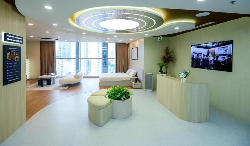 Bên trong không gian 522 m² Samsung vừa mở giữa Hà Nội: màn hình 3D không cần kính, màn hình tiêu thụ 0,00 W và một trung tâm điều hành thu nhỏ - Ảnh 5.