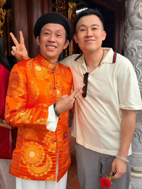 Nghệ sĩ Hoài Linh chủ trì thực hiện nghi lễ, dàn sao Việt tề tựu tại đền thờ 100 tỷ  - Ảnh 2.