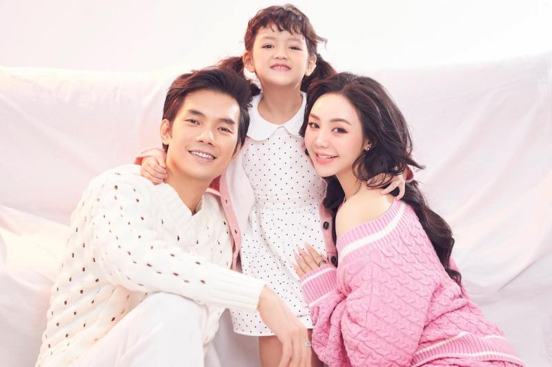 3 lần bị đồn phim giả tình thật của Nhan Phúc Vinh: Từ ngọc nữ VFC đến Park Shin Hye Việt Nam- Ảnh 6.