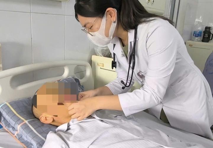 Men gan tăng hơn 30 lần sau 1,5 tháng tự uống thuốc Bắc không rõ nguồn gốc- Ảnh 1.