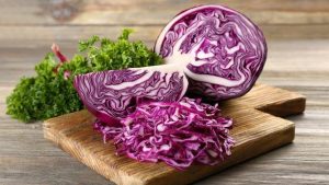 Bắp cải tím được người lớn tuổi “săn lùng”, nhưng sự thật không phải ai ăn cũng tốt