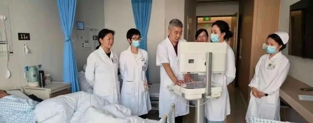 Đau nhức cơ bắp sau tập gym: Cảnh báo triệu chứng tiêu cơ vân nguy hiểm - Ảnh 1.