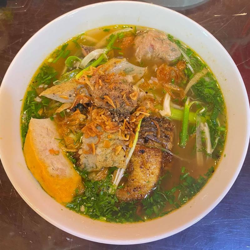 Mâm cơm nhà của Kiều Minh Tuấn- Ảnh 3.