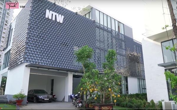 Cô bé mặc áo dài trắng quê Vĩnh Long lớn lên thành mỹ nhân cực hot: Ở biệt thự 50 tỷ, yêu đương là ẩn số- Ảnh 5.