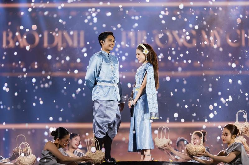 Nhạc Hội Dân Chơi Dân Ca của Phương Mỹ Chi: Một “con thuyền văn hóa” nhiều tham vọng- Ảnh 14.