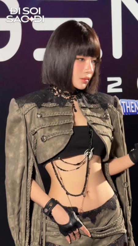 Showbiz Việt cũng có mỹ nhân nhan sắc như AI, gương mặt “bén ngót” ngày càng thu hút - Ảnh 3.