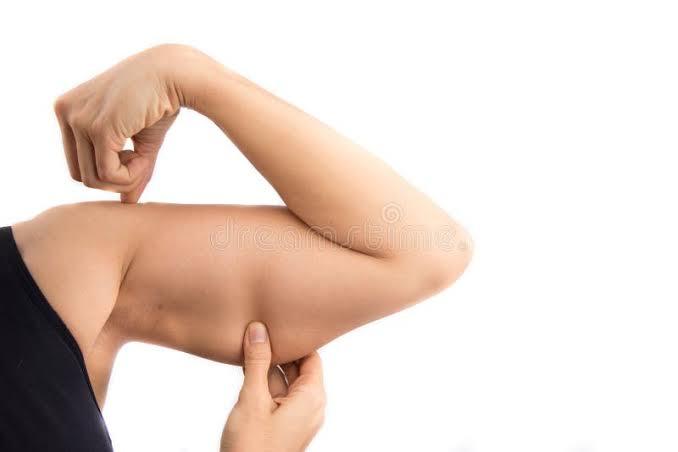 Ngoài rụng tóc, móng giòn, đây là 3 dấu hiệu cảnh báo cơ thể có thể đang thiếu protein - Ảnh 4.