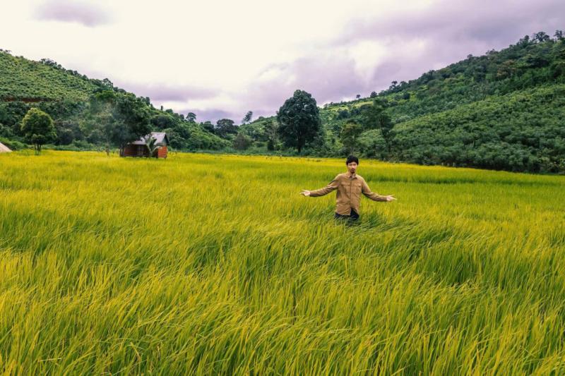 3 ca sĩ đẹp trai “giải cứu” BXH nhạc Việt ngay lúc này - Ảnh 15.
