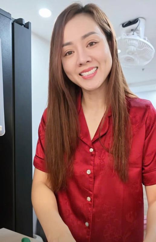 Vợ kém 15 tuổi của NSND Công Lý nói thẳng về mối quan hệ với con riêng của chồng- Ảnh 1.