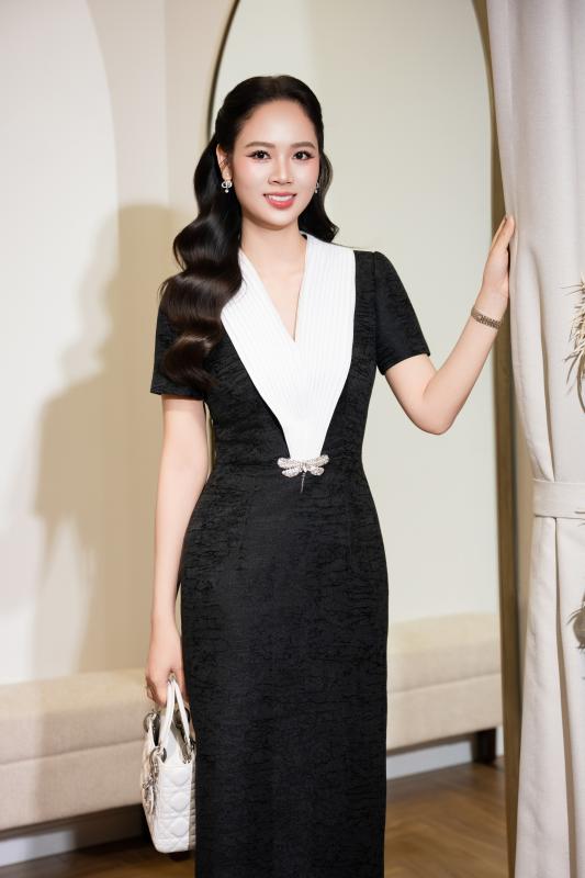 Đỗ Mỹ Linh đọ sắc cùng hội dâu hào môn, 1 Hoa hậu bí ẩn nhất Vbiz bất ngờ xuất hiện - Ảnh 9.