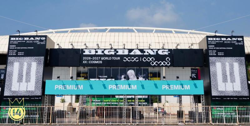 Mỹ Đình 2 ngày trước concert BIGBANG: Sẵn sàng sáng đèn chờ siêu sao, fan nô nức đi đổi vé- Ảnh 1.