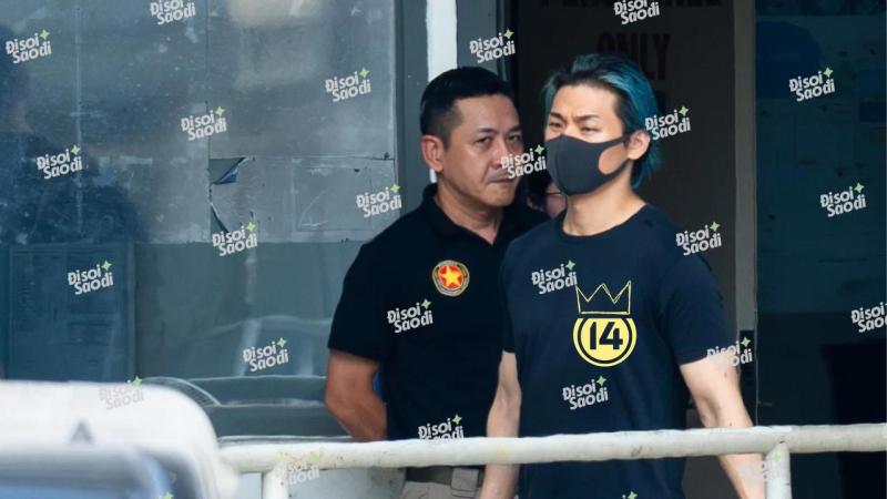 ĐỘC QUYỀN bộ ảnh “nét căng” BIGBANG trên đường ra SVĐ Mỹ Đình: G-Dragon để râu mà vẫn bảnh, Taeyang - Daesung giữ phong độ - Ảnh 8.