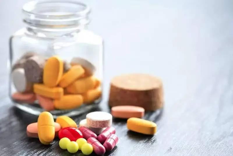 Một khi đã bị tổn thương nghiêm trọng, thận không thể phục hồi được nữa! Đáng tiếc, nhiều người vẫn duy trì 5 thói quen hại thận mỗi ngày - Ảnh 3.