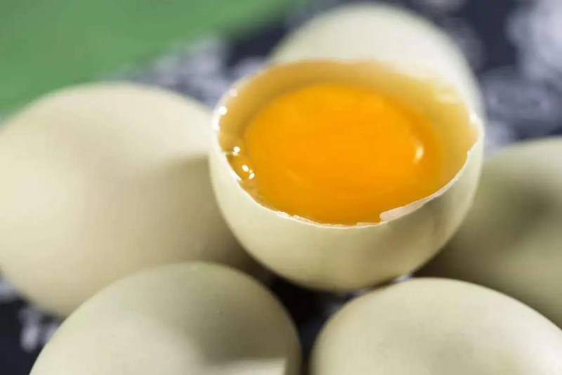 Người phụ nữ 63 tuổi gãy xương sau cú ngã nhẹ, nguyên nhân có thể bắt đầu từ thói quen ăn uống tưởng lành mạnh- Ảnh 4.