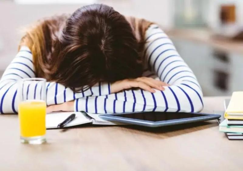 Cơ thể bạn không biết nói dối: 3 dấu hiệu phổ biến của hệ miễn dịch suy yếu, hãy xem bạn có bao nhiêu trong số đó - Ảnh 3.